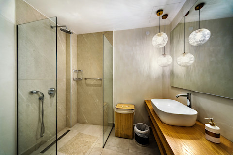 Modern bathroom