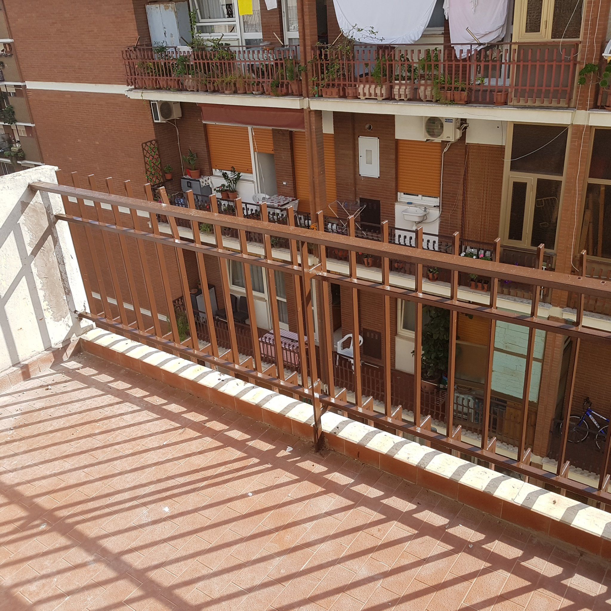 rialzo ringhiera balcone Instapro rialzo ringhiera balcone Instapro