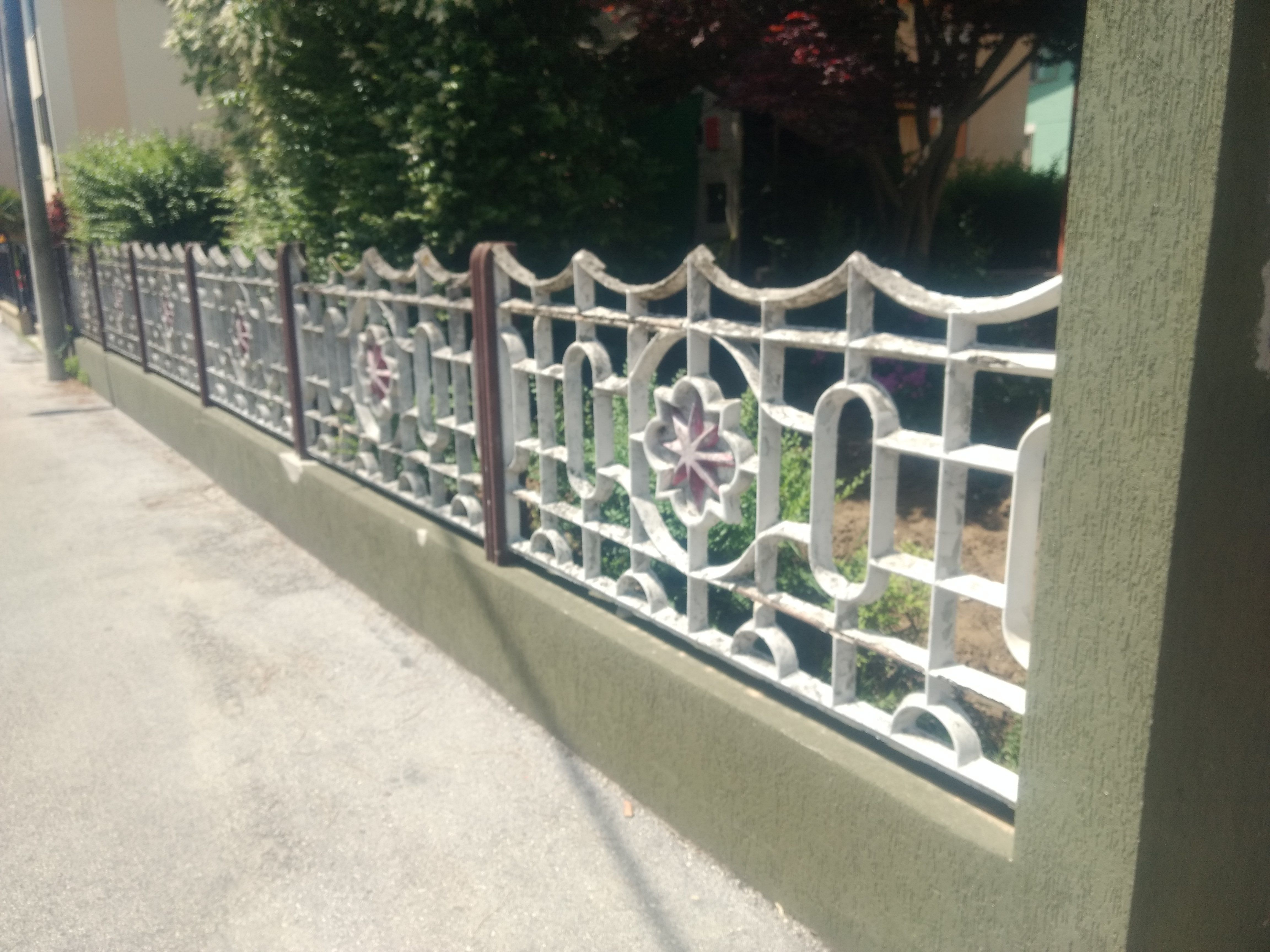 Recinzione: 20 L; 1 A; Ferro zincato verniciato; Giardino o vialett ... - C077425c 7f37 4DDe 9843 F0c4016e55fa